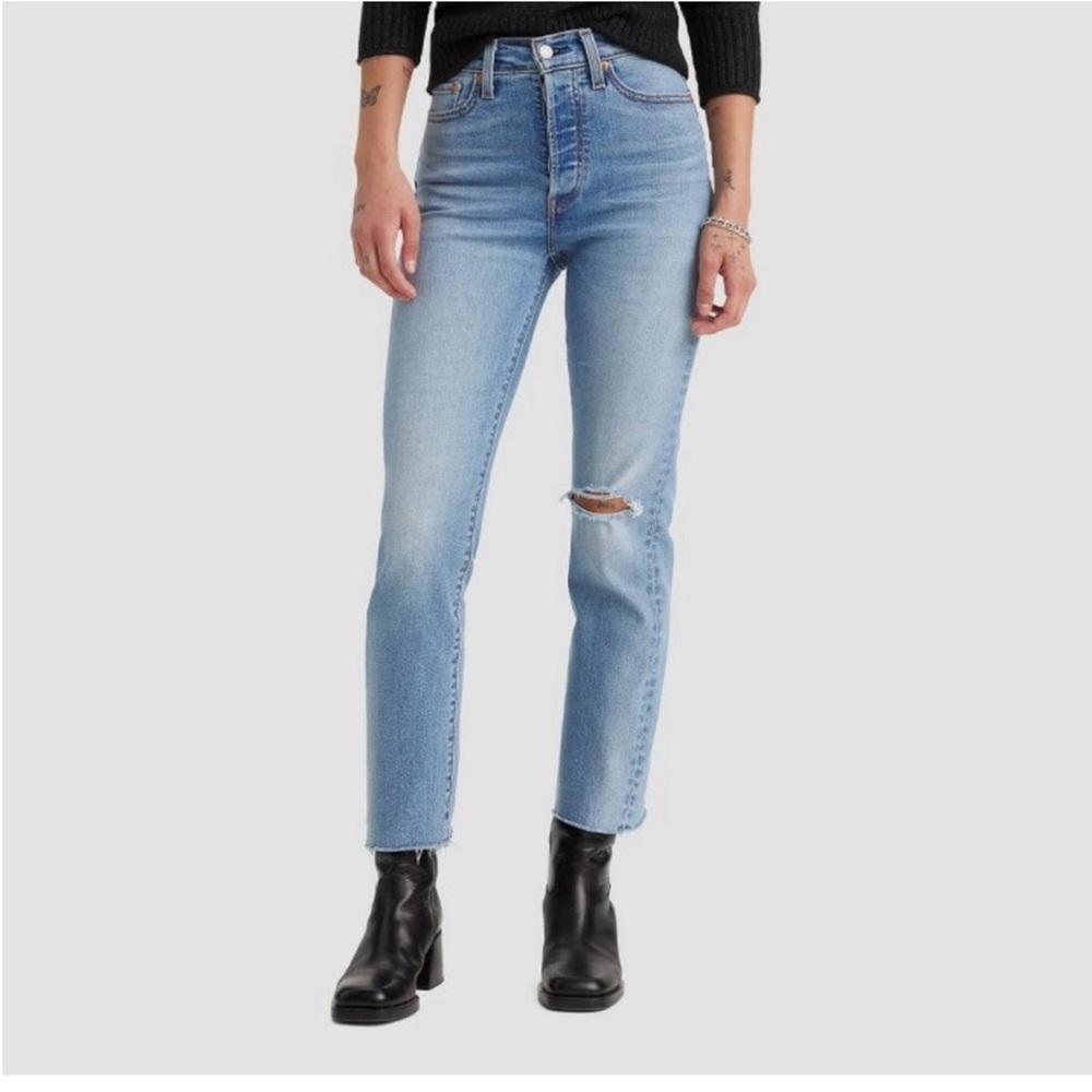 Levi's Wedgie NWT 26
